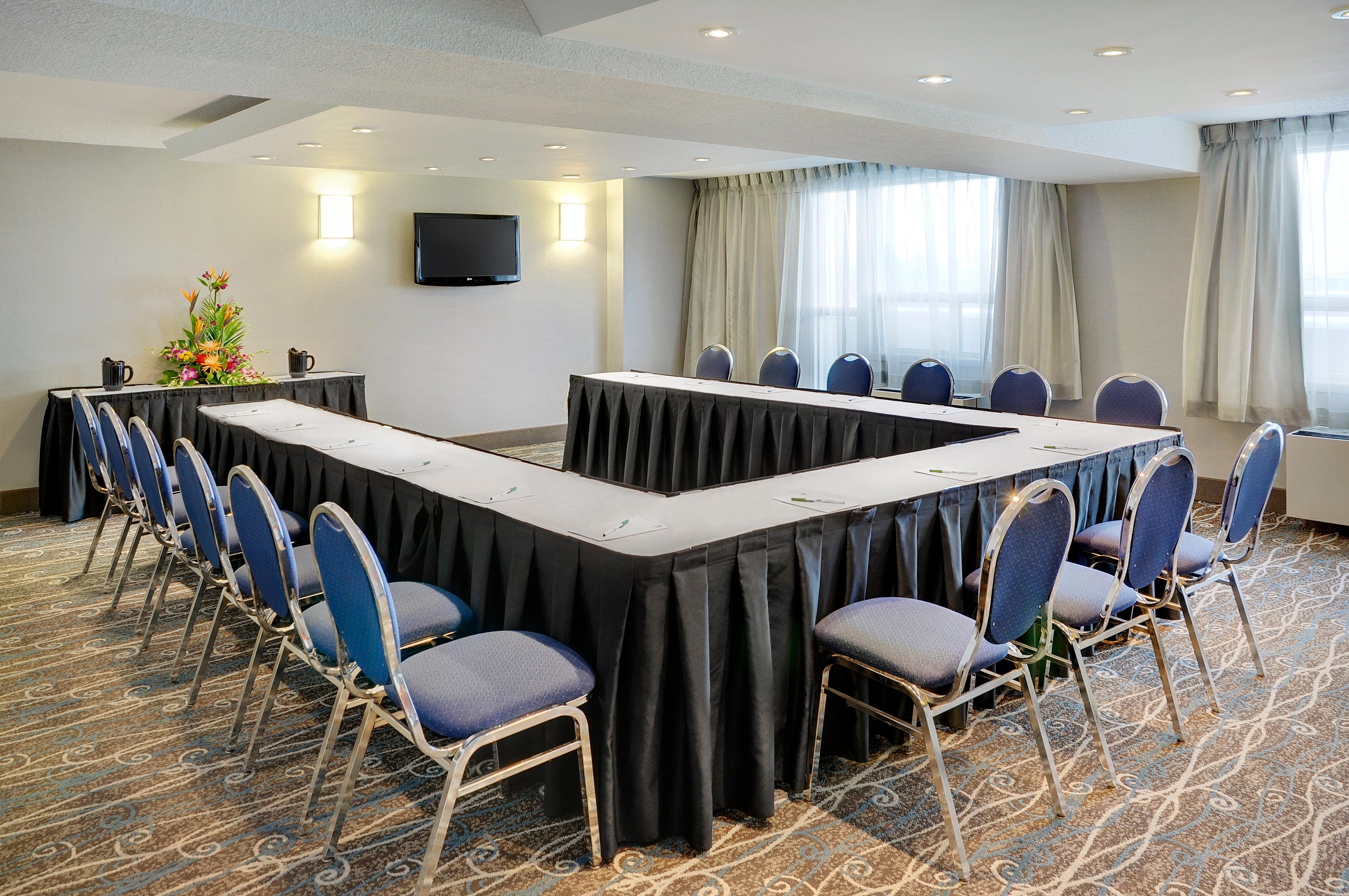 Holiday Inn Hotel & Suites London By Ihg Eksteriør bilde