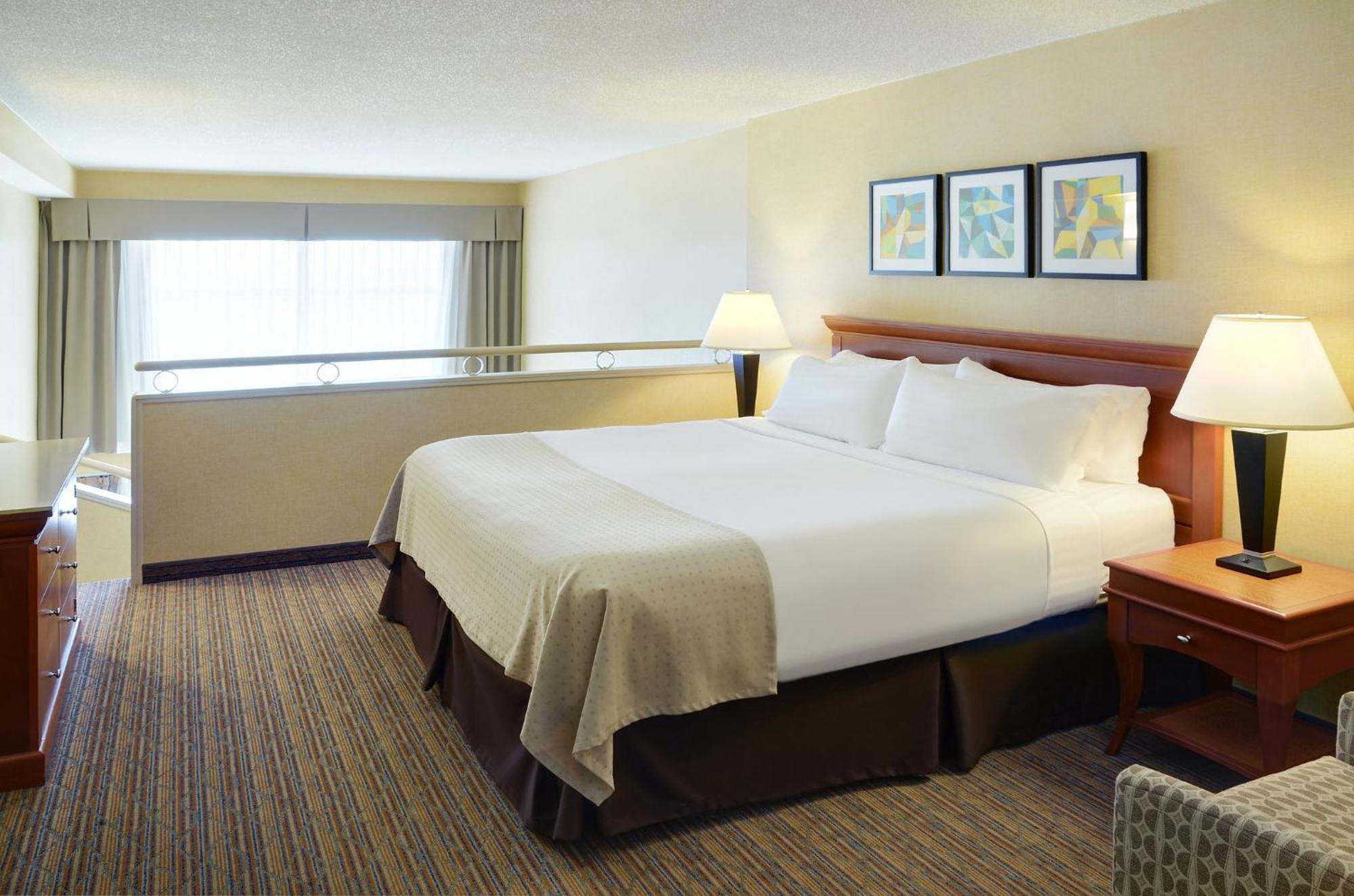 Holiday Inn Hotel & Suites London By Ihg Eksteriør bilde